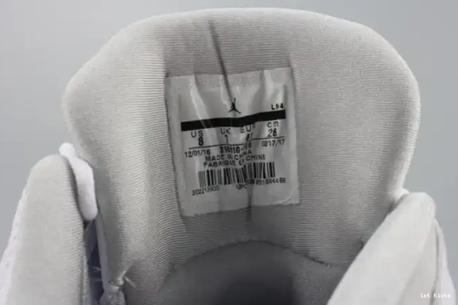 1st Kicks Shoes LowPure white 310810-100 Jordan Money mens Air 13 0510